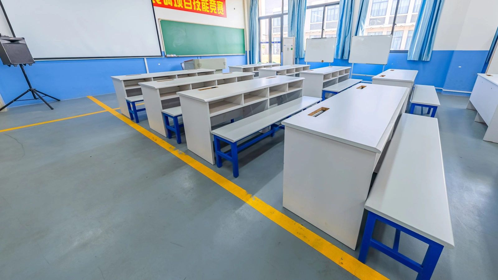 Bài toán mở rộng quy mô khi tổ chức giáo dục phụ thuộc vào cá nhân